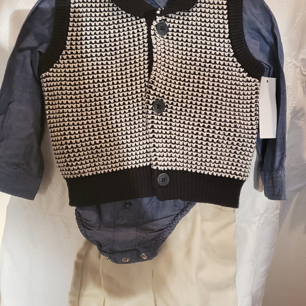 SOLD New Sear Infant Boys 3pc set